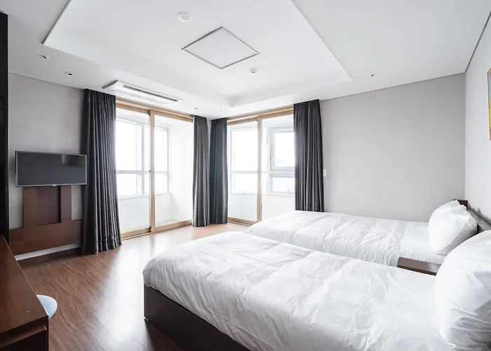 Urbanstay Haeundae Station 釜山