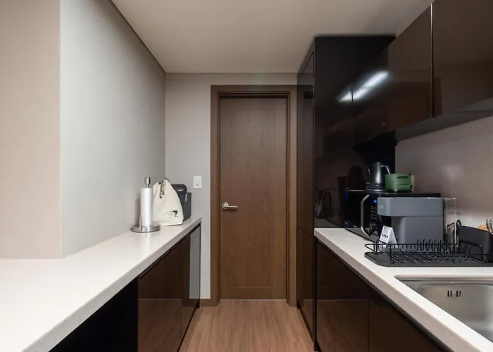 Urbanstay Haeundae Station * 釜山