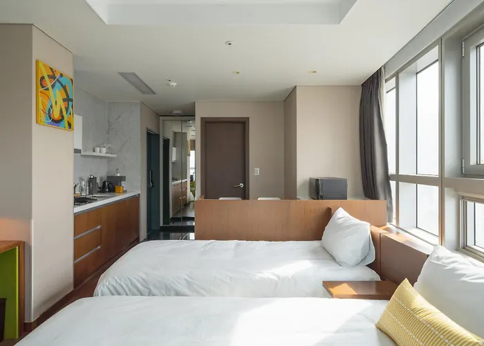 Urbanstay Haeundae Station * 釜山