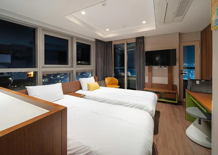 Urbanstay Haeundae Station 釜山