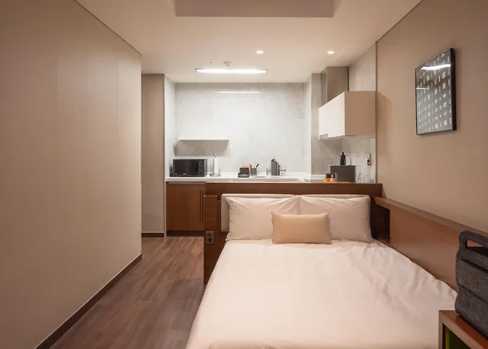 Urbanstay Haeundae Station 公寓